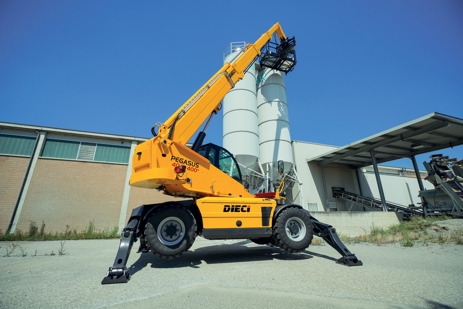 Pegasus 2020 023 40 18